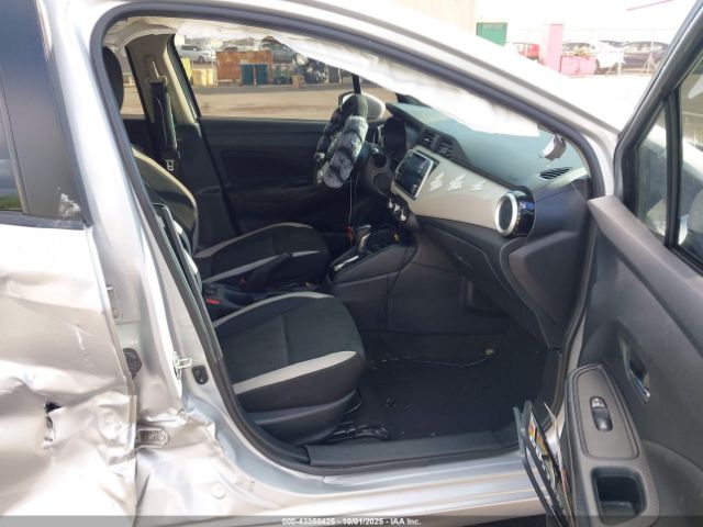 Nissan Versa Sv Xtronic Cvt Image 5