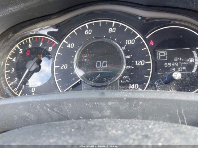 Nissan Versa Sv Image 8