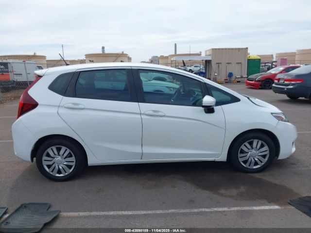 Honda Fit Lx Image 8