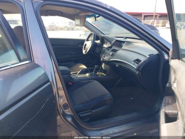 Honda Accord 2.4 Lx Image 8