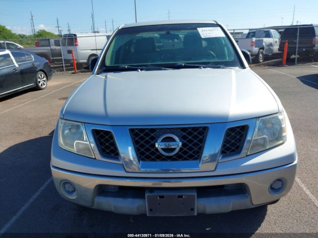 Nissan Frontier Se Image 8