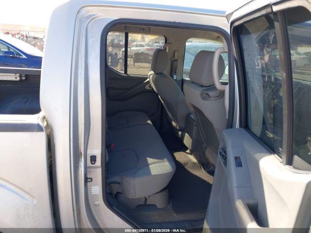 Nissan Frontier Se Image 10