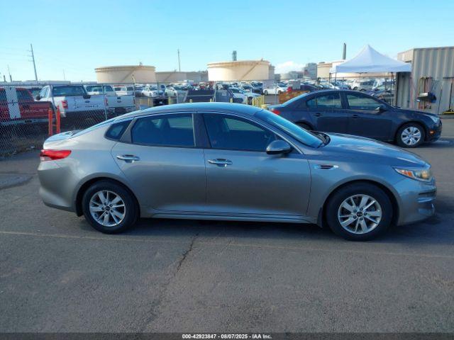 Kia Optima Lx Image 17