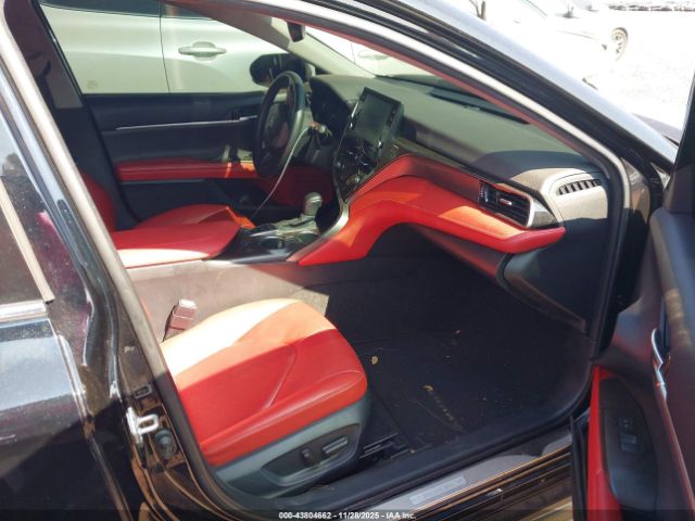 Toyota Camry Xse Image 10