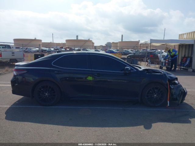 Toyota Camry Xse Image 5