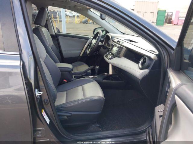 Toyota RAV4 Limited Image 7