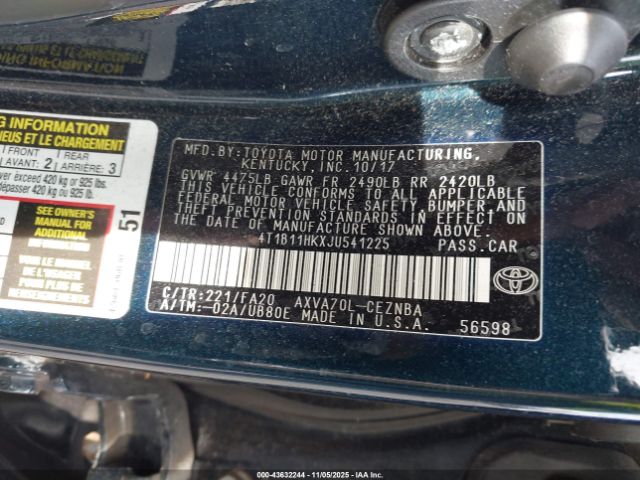 Toyota Camry Le Image 8