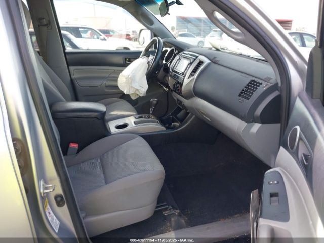 Toyota Tacoma Prerunner Image 6