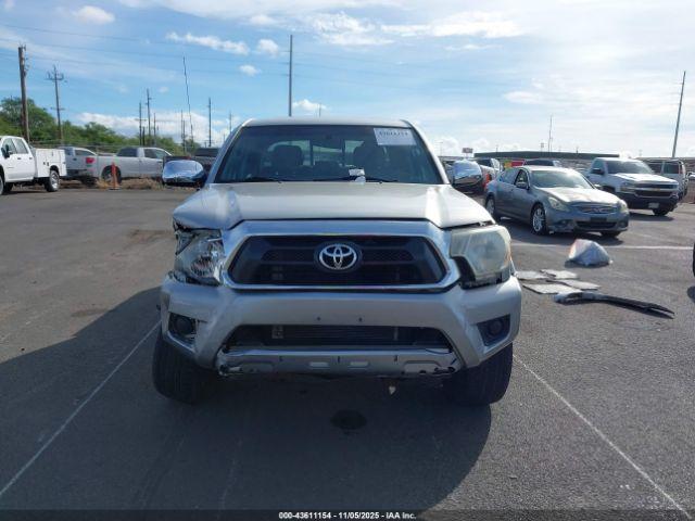 Toyota Tacoma Prerunner Image 4