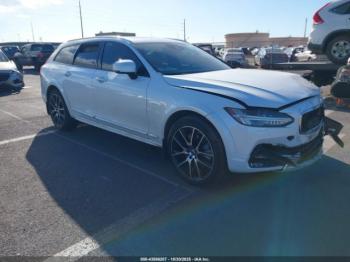  Salvage Volvo V90 Cross Country