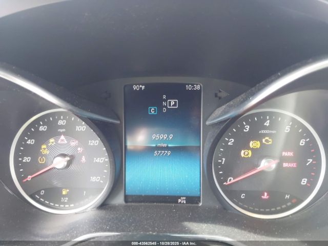 Mercedes-Benz C-Class Image 15