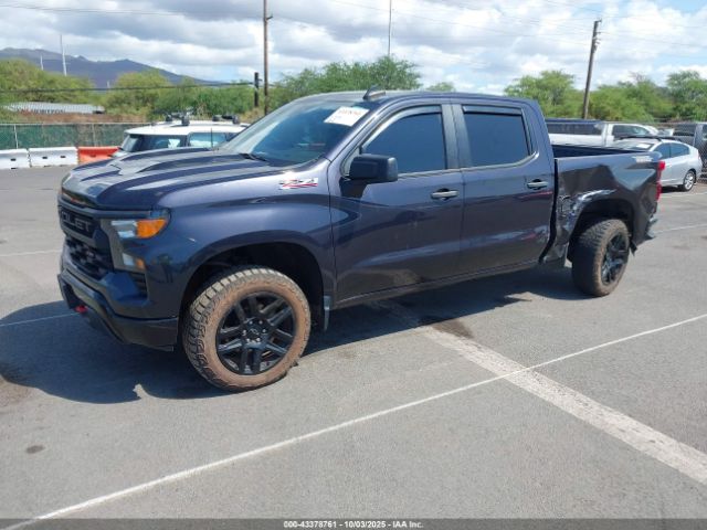 Chevrolet Silverado 1500 4wd  Short Bed Custom Trail Boss Image 4