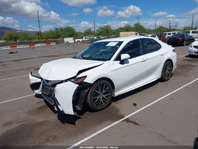Toyota Camry Se Nightshade Edition Image 5