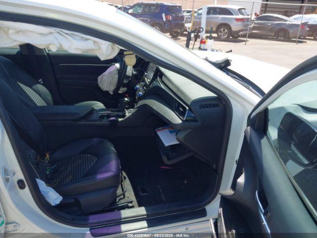 Toyota Camry Se Nightshade Edition Image 7