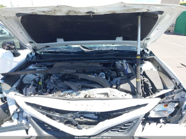 Toyota Camry Se Nightshade Edition Image 4