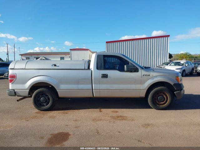 Ford F-150 Xl Image 13