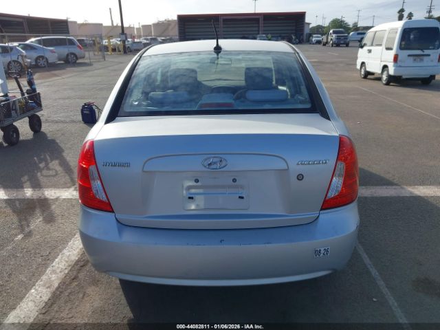 Hyundai ACCENT Gls Image 4