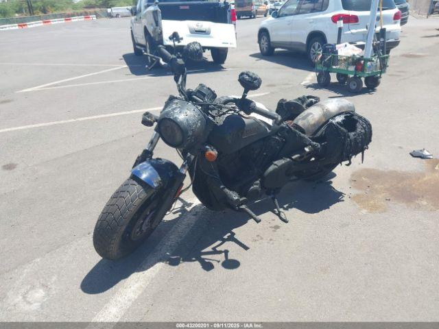 Indian Motorcycle Co Scout Bobber Abs Image 5