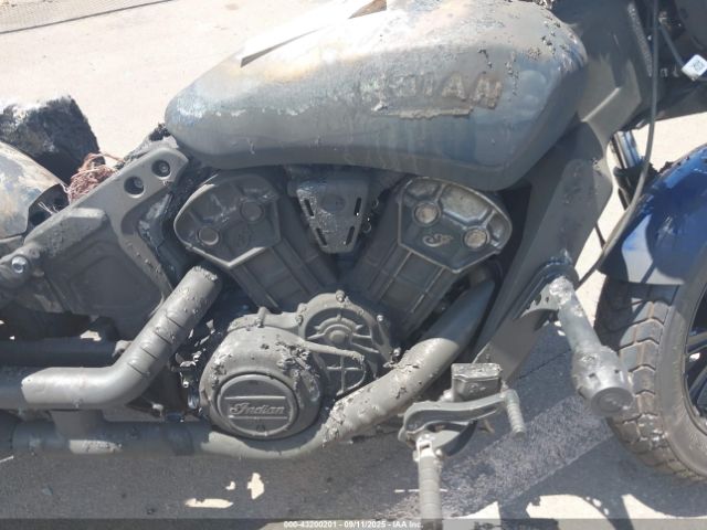 Indian Motorcycle Co Scout Bobber Abs Image 10