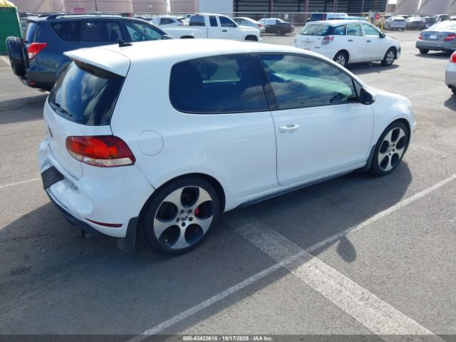 Volkswagen GTI 2-door Image 8