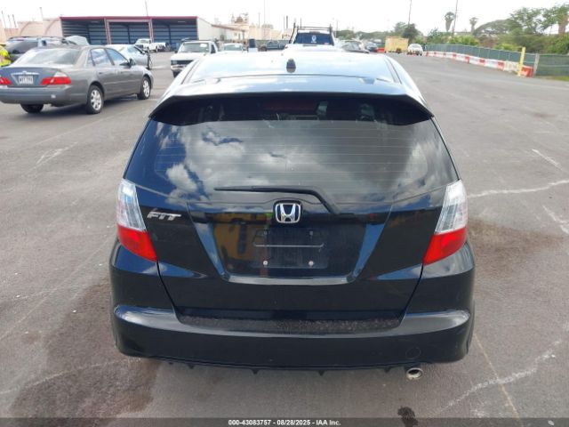 Honda Fit Sport Image 5