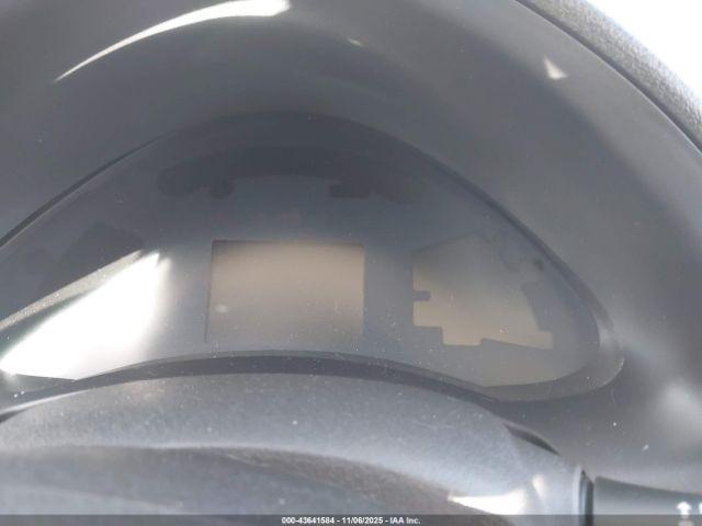 Nissan LEAF S Image 6