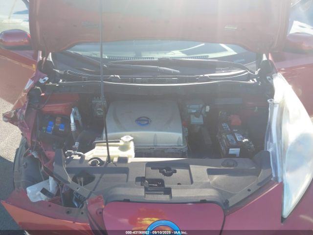 Nissan LEAF S Image 5